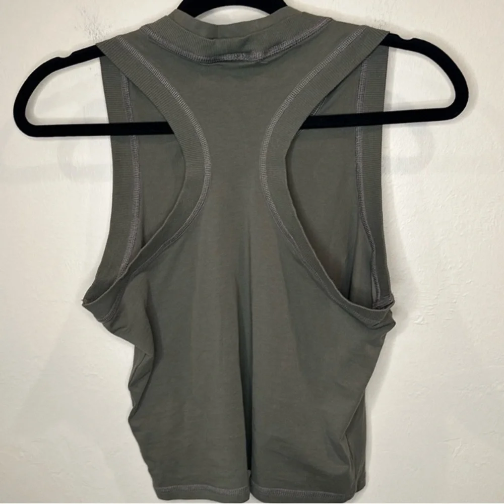 Gymshark cropped tank top - Picture 4 of 6